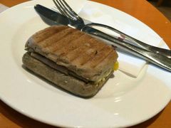 迷你培根蛋香帕尼尼-COSTA COFFEE(济南振华商厦店)