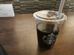-星巴克臻选(南京金茂览秀城店)