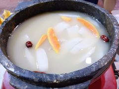 -墨脱石锅椰子鸡•香草鸭•东山羊(大东海店)