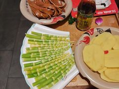 -椒香城门口老火锅(长寿路店)