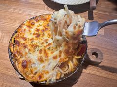 -Dragon Pizza•圆脸龙披萨·牛排餐厅