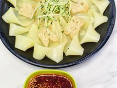 -三江源美食城