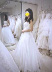 -Flora婚纱礼服定制租赁店