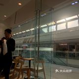 沐浴着阳光,吃了甜品,让节奏放慢