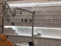 -维乐口腔(美维云门诊陆家嘴店)