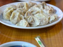 -孖妹上肉饺子馆