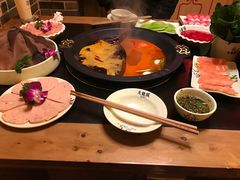 -大龙辣火锅·龙虾·烧烤(湖滨新天地店)