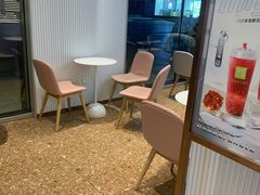 大堂-奈雪的茶(大连新玛特店)