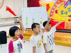-蓝话筒·少儿成人演讲口才·主持朗诵·戏剧表演(大华第一坊店)