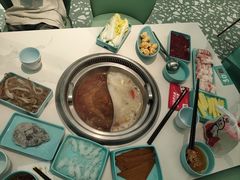 -季季红火锅(柳州城中万达二店)