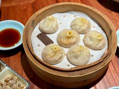 纯蟹黄蟹粉小笼包-裕兴记•蟹黄面馆(人民广场店)