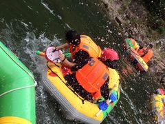-安吉龙王山峡谷漂流