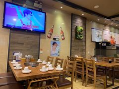 大堂-喇喇排骨火锅·传统韩式脊骨汤(望京西园总店)