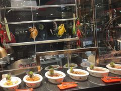 -四海一家自助餐(益田假日广场店)