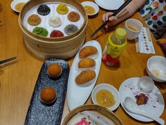 -乐忻皇朝(上海中心大厦店)