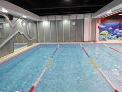 -小蓝鲸游泳培训基地(积水潭店)