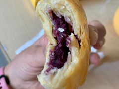 老婆饼紫薯味-味多美蛋糕(阜成门店)