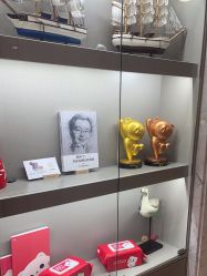 -咪咪专业脱毛连锁机构