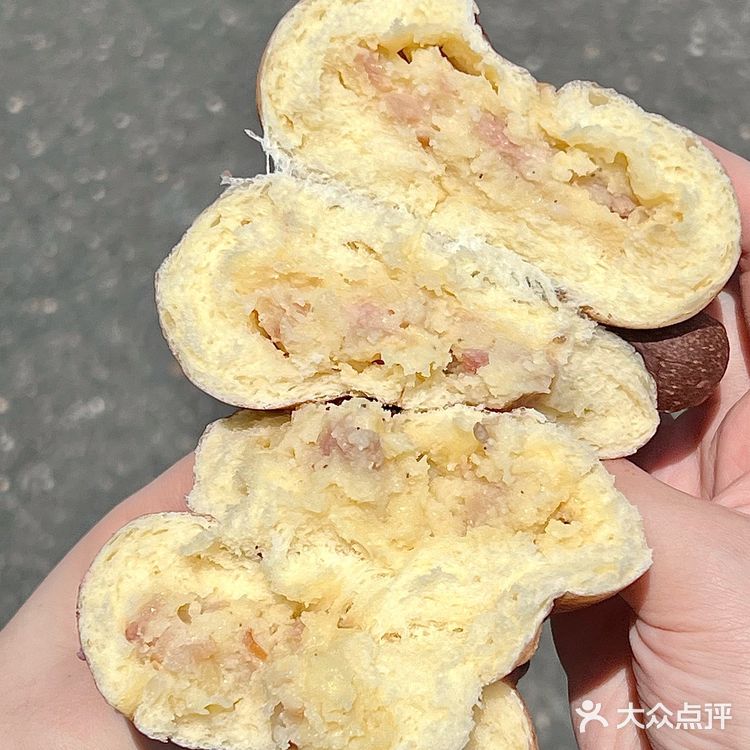 卧卧…烟台的小面包🥖，已是next leve
