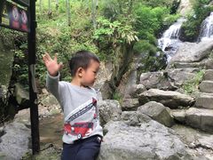 -藏龙百瀑风景区