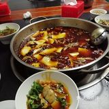 吃饭的朋友先预订座位哟