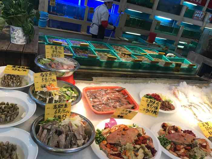 王庄阿咪大牌档(王庄店)-"超级热闹的一个大排档～第一次碰到在大排档