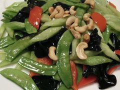 -闯关东东北农家菜(崂山石老人店)