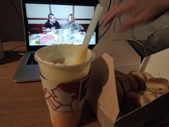 -喜茶(杭州滨江宝龙店)