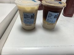 -瑞幸咖啡(上梅林地铁站店)