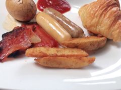 -三亚湾海居铂尔曼度假酒店