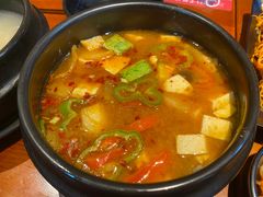 石锅大酱汤-鑫日千里马朝鲜族小馆(总店)