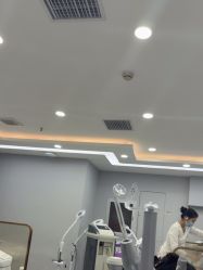 -悟空祛痘·诺奖技术专业店