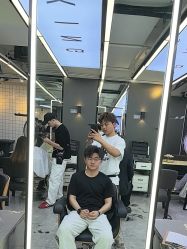 -藤野造型烫发染发