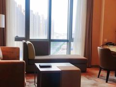-上海国展宝龙丽筠酒店