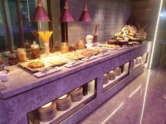 自助取餐区-东莞旗峰山酒店及行政公寓·莱斯西餐厅
