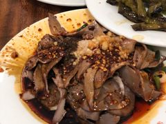 凉拌心肺-温记府廟豆汤饭·始于1955年(海椒店)
