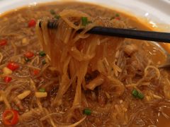酸萝卜烧薯粉-阿庄新豫菜(航海东路店)
