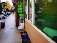 -华润万家便利超市(西安旭景名园店)