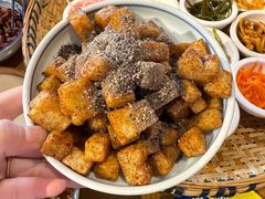 -包整·丝娃娃(一览甲秀楼风景店)