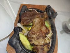 大满足铁板肉眼牛扒餐-樂麗餐室 · 本地茶餐廳(扬名广场店)