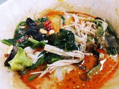 -二钢串叔麻辣烫(华龙大厦店)