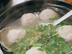 牛肉拼腊肠砂锅饭-皮蛋弟砂锅店(总店)