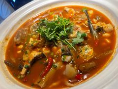 -魏铭鱼头捞饭(晋阳路店)