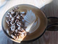 -ZING COFFEE 镜咖啡