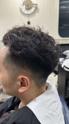 -PE SALON