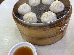 -珊珊小笼馆(康定路店)