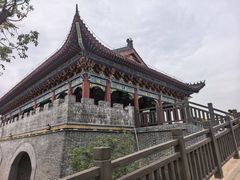 -巴陵广场