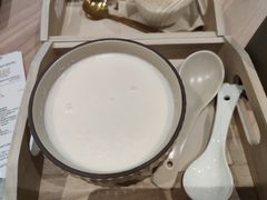 杏仁茶炖蛋白-杏甜品(尖沙咀加拿分道店)
