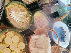 -一绪に寿喜烧(虹悦城店)