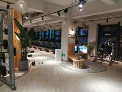 -F+轻食健身赋能空间(中华北路国贸商场店)